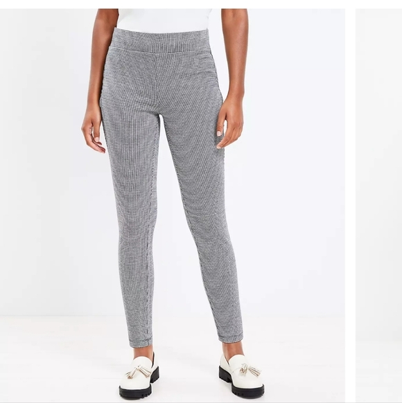 LOFT Pants - LOFT Black White Houndstooth Leggings Ponte Pants Pull-on Elastic Waist PXL Cop